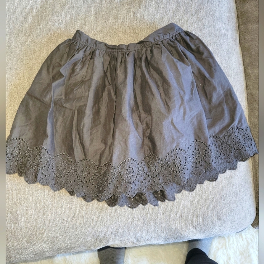 BNWOT Baby Gap skirt sz 5 (no shorts) Gray
